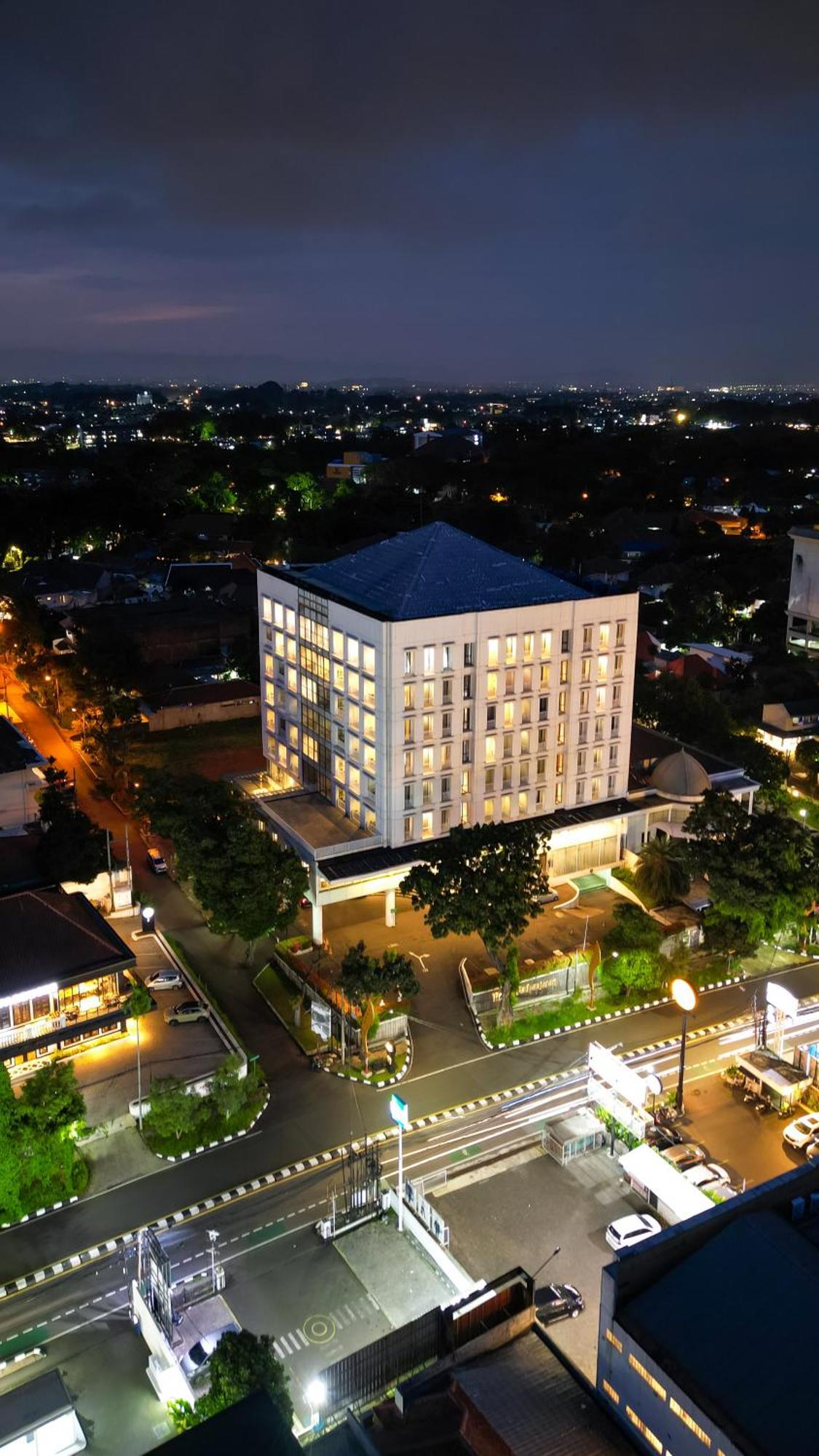 Royal Padjadjaran Hotel Bogor Eksteriør bilde