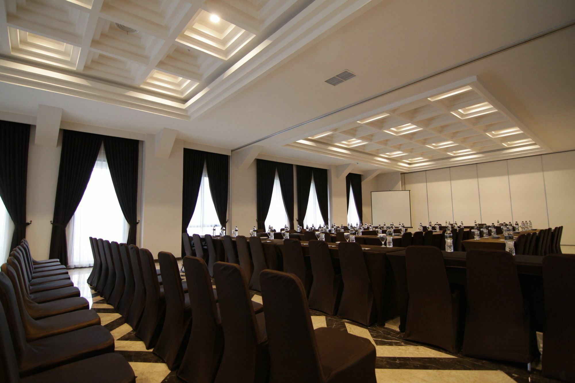 Royal Padjadjaran Hotel Bogor Eksteriør bilde
